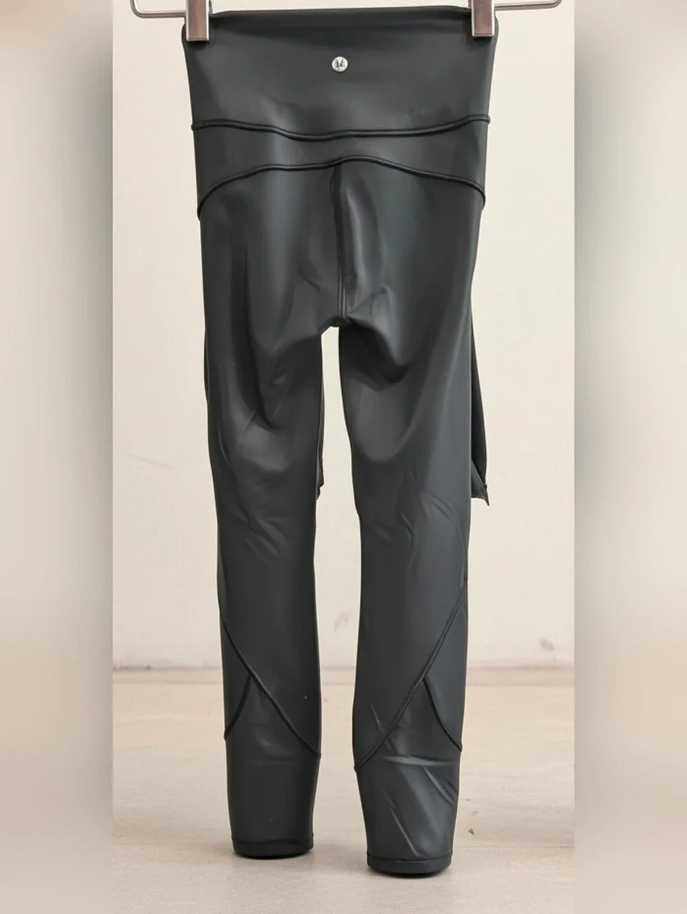 886 Lululemon In Movement 7/8 Tight 25